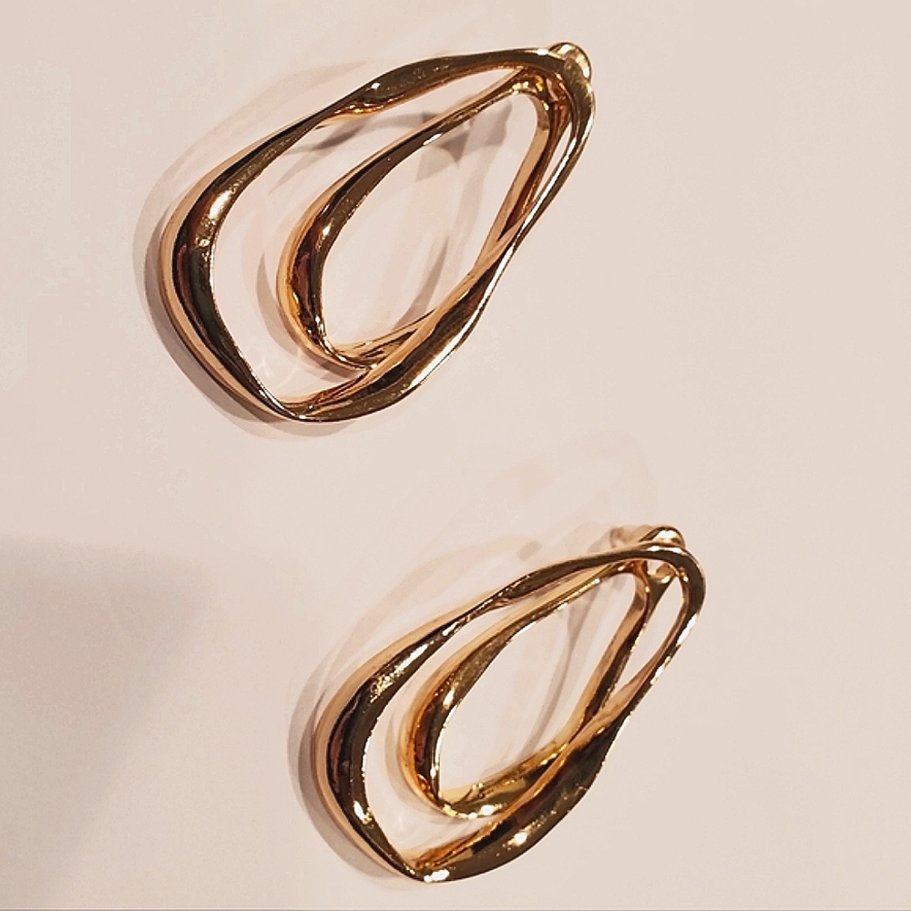 Gold teardrop front and back earrings; nwot - Picture 6 of 7